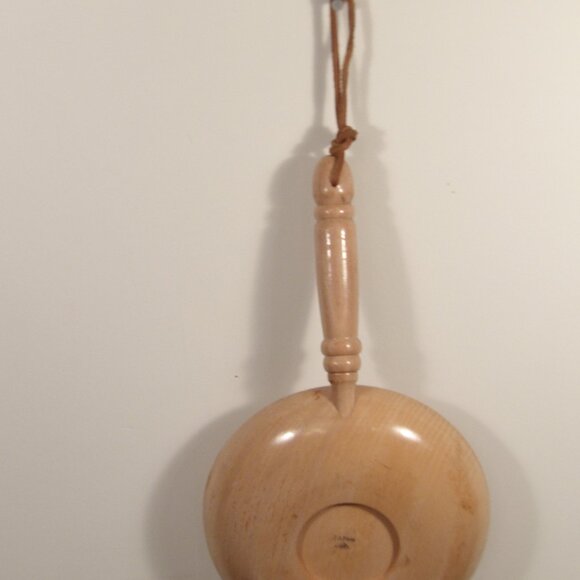 Vintage MCM Wooden Snack Bowl with Handle Handpainted Rooster Chicken Decor - Picture 5 of 5